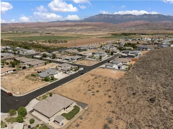 2405 S 3330 #13, Hurricane, UT 84737