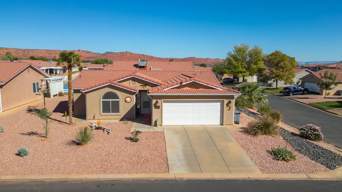 577 S Siesta Dr, Ivins, UT 84738 - #1