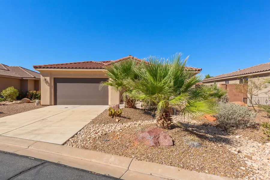 521 N Creek Ridge Cir, Washington, UT 84780 - #2