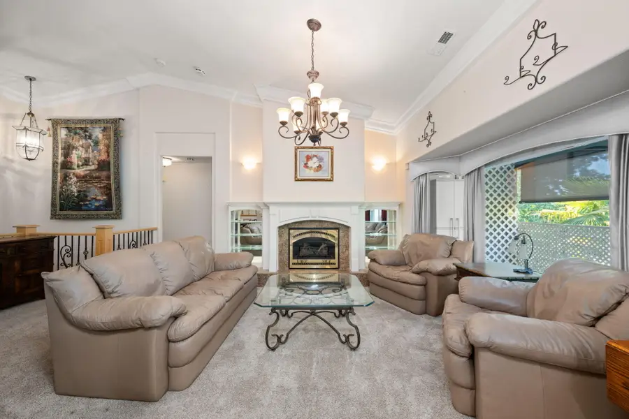 175 N Stone Mountain Dr, Saint George, UT 84770 - #3