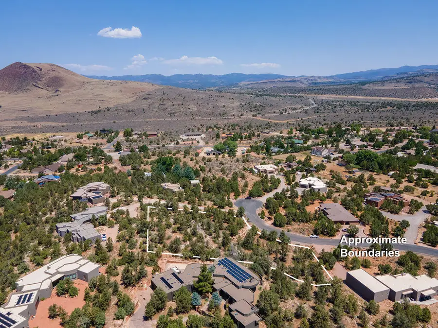 1245 W Clovis Cir, Dammeron Valley, UT 84783 - #3
