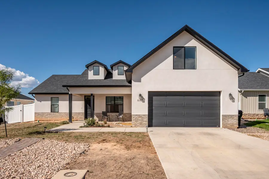 1137 N Yucca St, Cedar City, UT 84721 - #2