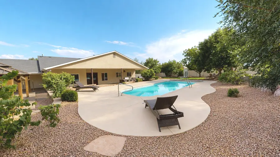 165 N Main St, Leeds, UT 84746 - #2