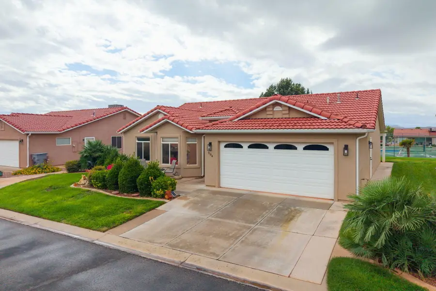 504 E Majestic Dr, Ivins, UT 84738 - #2