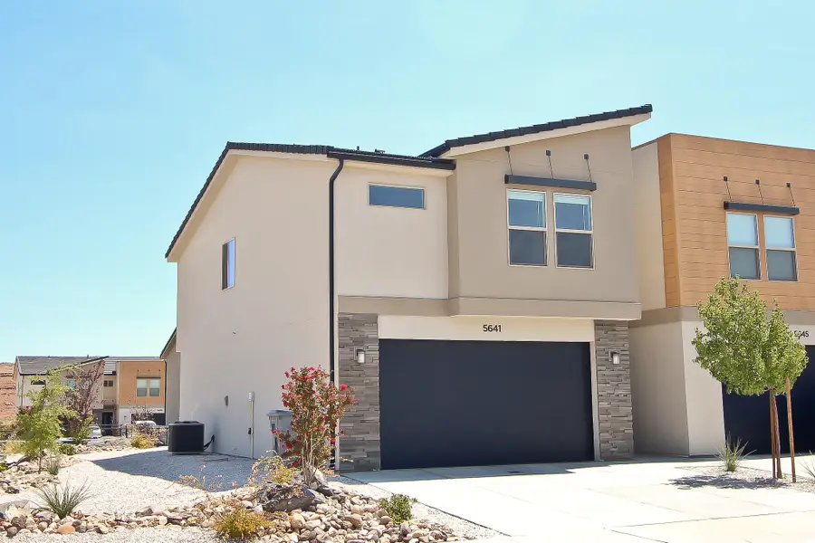 5641 S Aaron Ln, Saint George, UT 84790 - #2