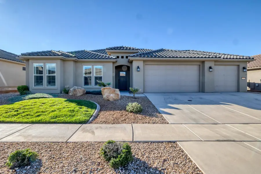 4279 S Painted Finch Dr, Saint George, UT 84770 - #2