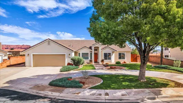 1025 S 375 St, Ivins, UT 84738