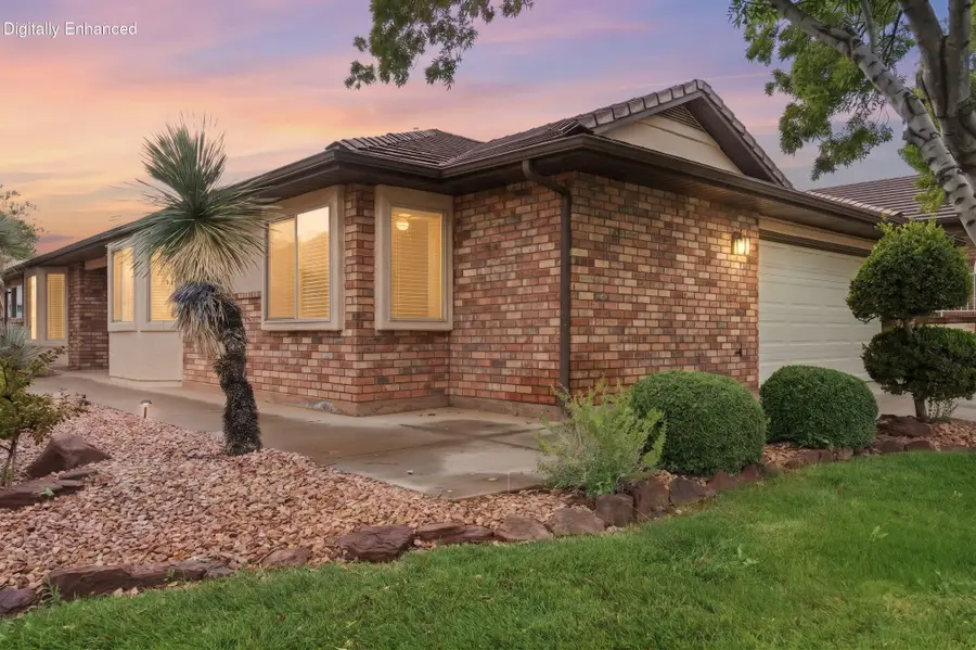 705 W Uxbridge Dr, Saint George, UT 84770 - #3