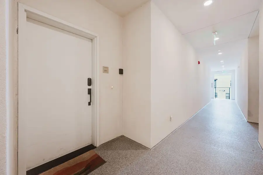 961 W Akoya Pearl Rd #201, Saint George, UT 84790 - #3