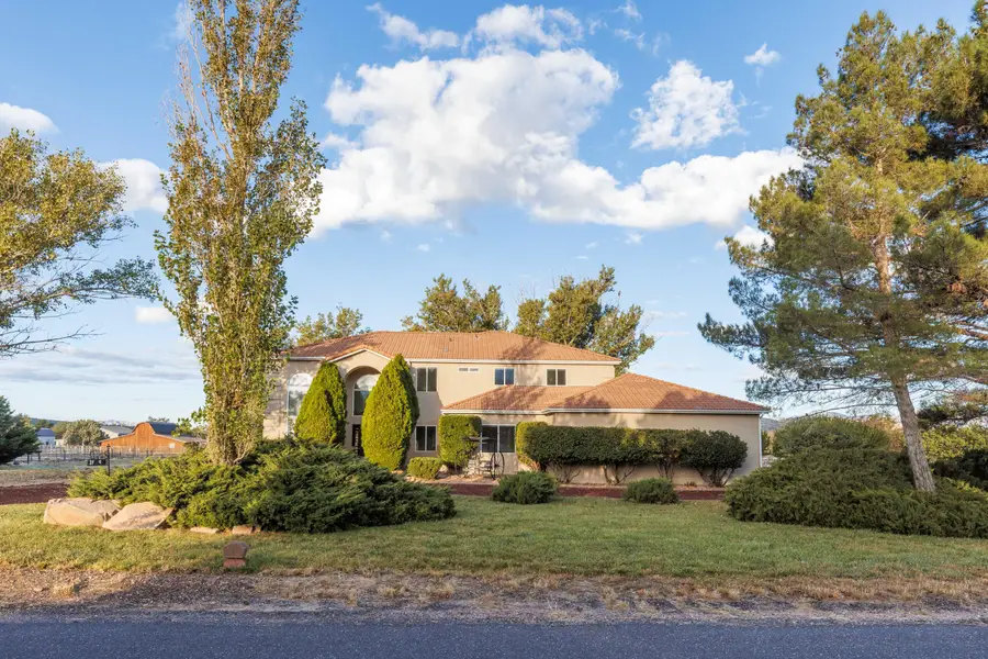 1217 N Horsemans Park Dr, Dammeron Valley, UT 84783 - #2