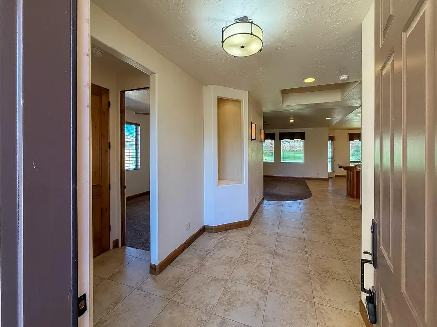 2223 Chippenham Ct, Saint George, UT 84770 - #3
