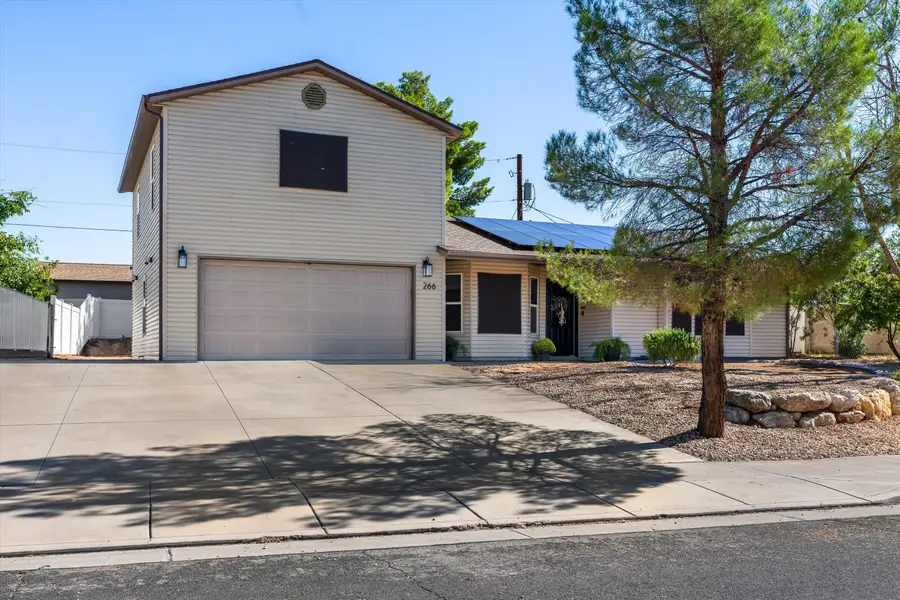 266 Prickley Pear Dr, Washington, UT 84780 - #2