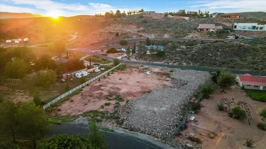 424 S Silver Valley Rd, Leeds, UT 84746 - #2