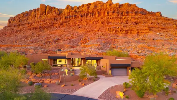 2072 W Entrada Trail, St George, UT 84770