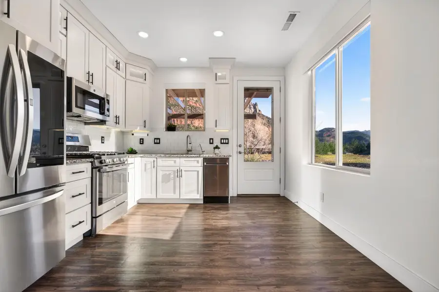 101 Trapper Cir #F, Springdale, UT 84767 - #3