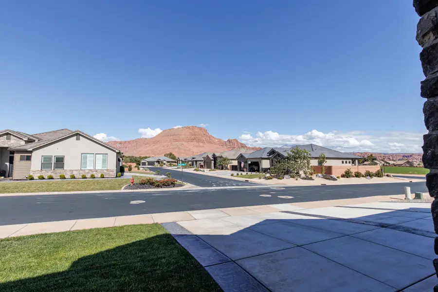 227 W United Way, Ivins, UT 84738 - #3