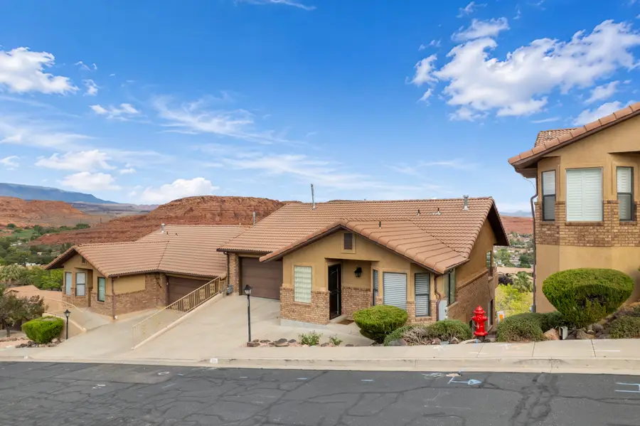 556 N Ridgecrest Cir, Saint George, UT 84770 - #2