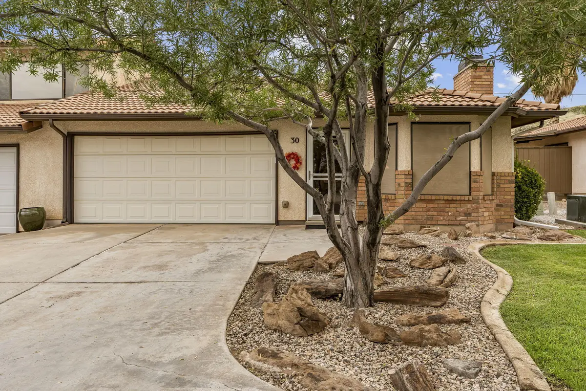 1050 E Brigham Rd #30, Saint George, UT 84790 - #1