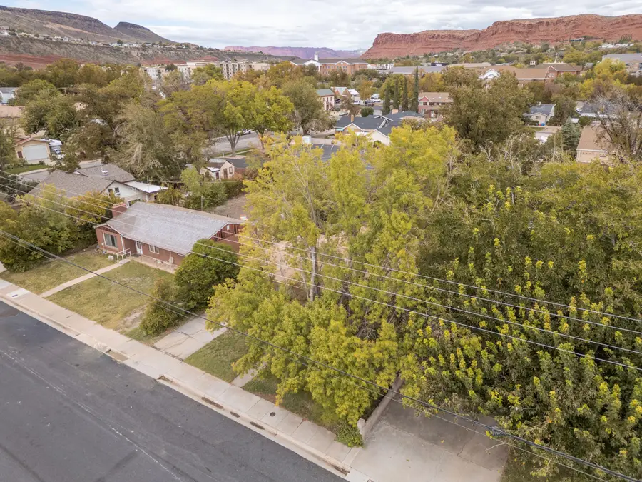 70 W 200, Saint George, UT 84770 - #3