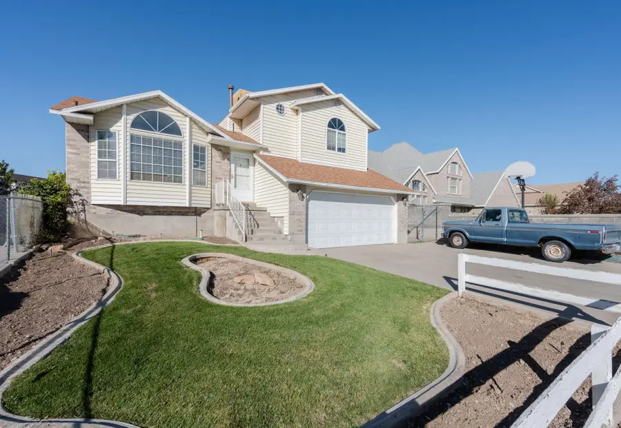 3460 W El Cabrio Dr, West Valley City, UT 84119 - #3