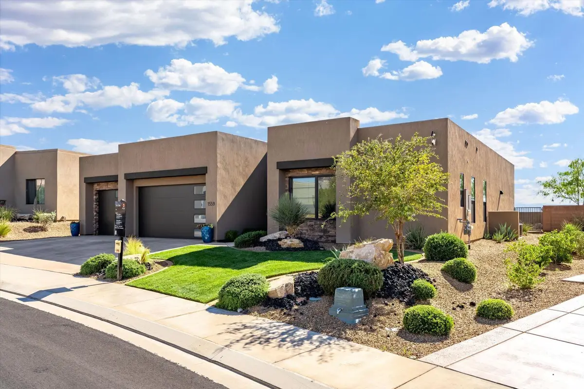 1559 W Firepit Knoll Dr, Saint George, UT 84770 - #1