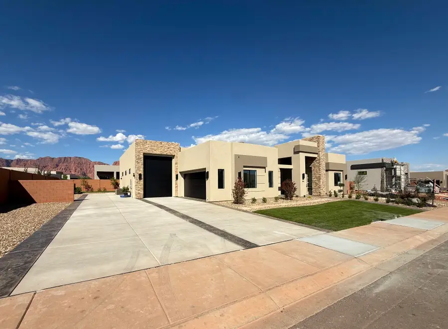 564 W 80, Ivins, UT 84738 - #2
