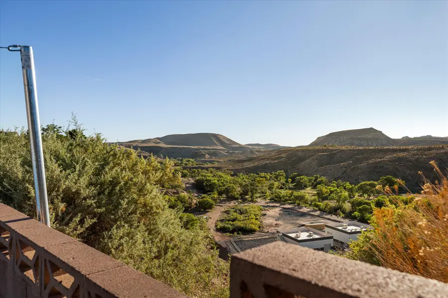659 N 380, La Verkin, UT 84745 - #2