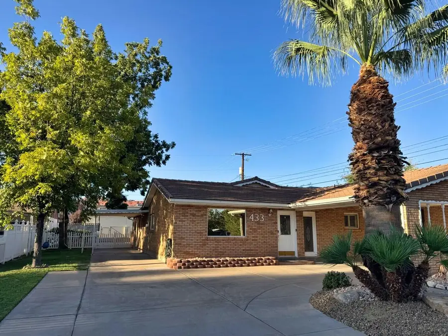 433 E 400, Saint George, UT 84770 - #2