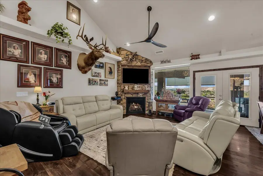 283 N 200, La Verkin, UT 84745 - #2
