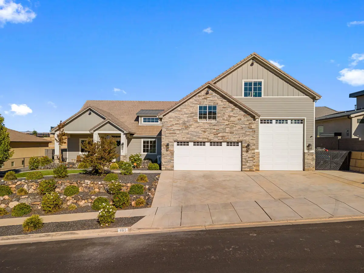 981 E Fremont St, Washington, UT 84780 - #1