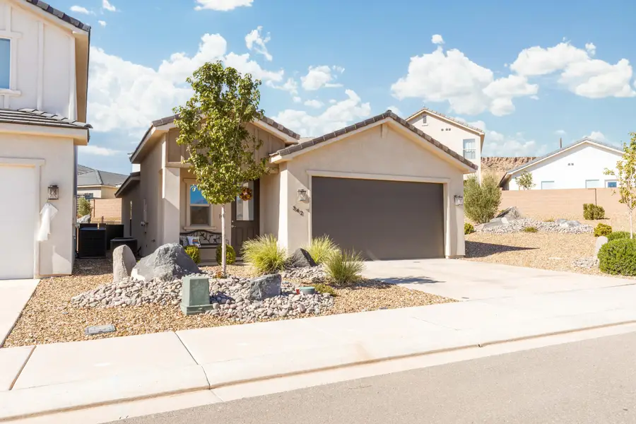 342 S Muddy Creek Dr, Washington, UT 84780 - #3
