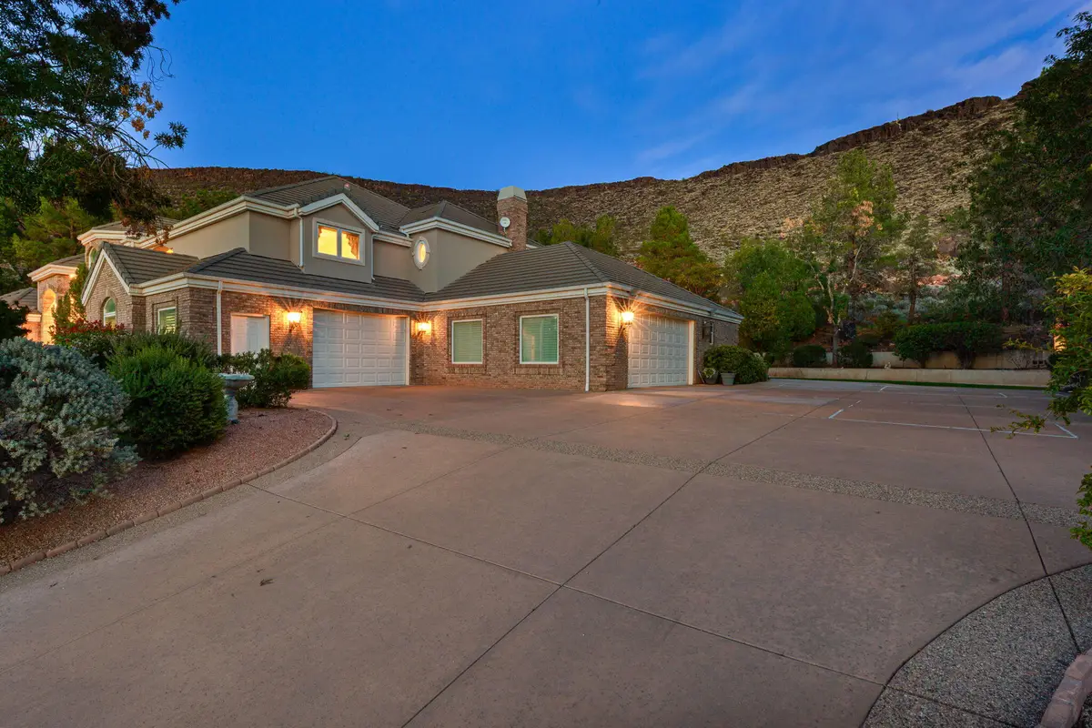987 W Shadow Point Dr, Saint George, UT 84770 - #1