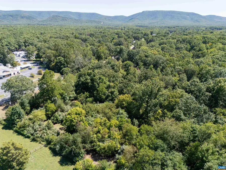 2062 East Side Hwy, Crimora, VA 24431 - #2