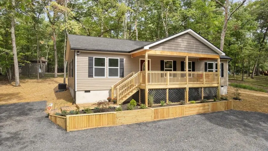 72 Dogwood Dr, Mount Jackson, VA 22842 - #3
