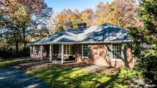 5983 Labs Run Ln, PENN LAIRD, VA 22846