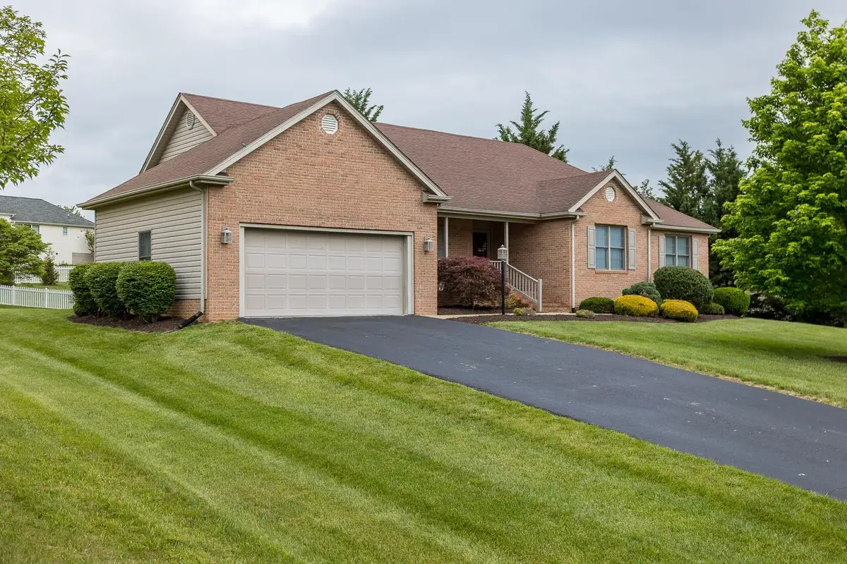 5 Hidden Valley Ct, Fishersville, VA 22939 - Image #1