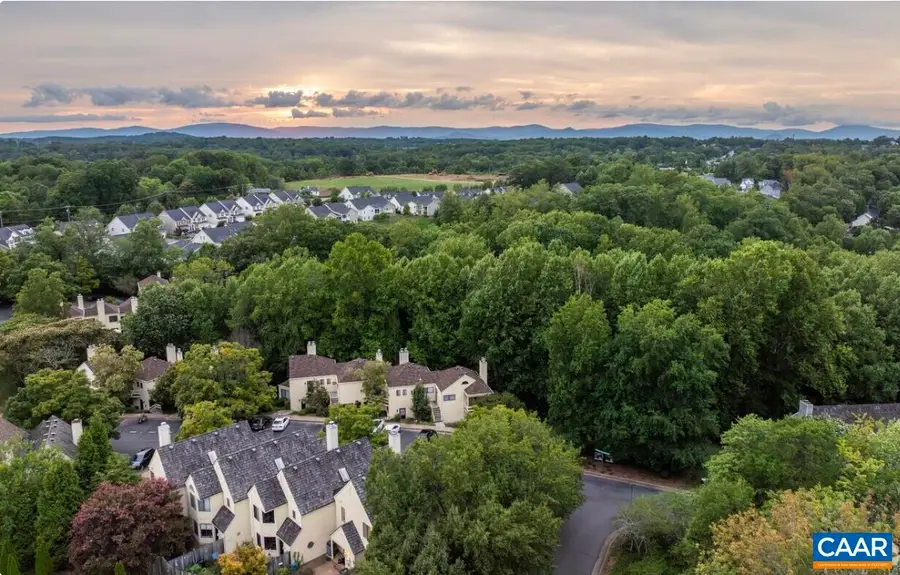 732 Exton Ct, Charlottesville, VA 22901 - Image #2