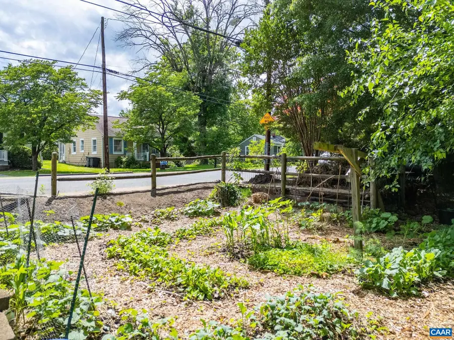 1319 Chesapeake St, Charlottesville, VA 22902 - Image #2