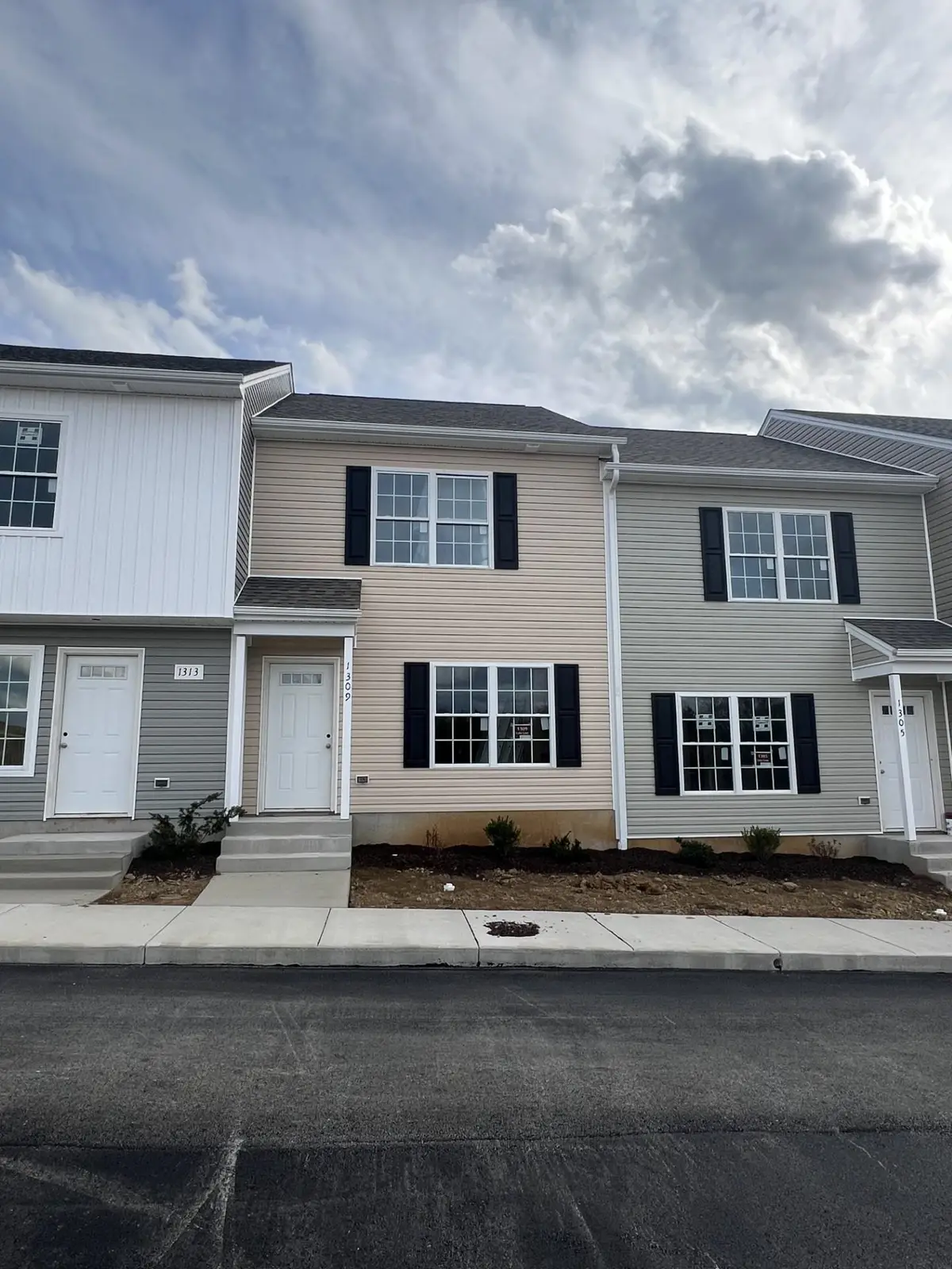 1309 Luke Ln, Harrisonburg, VA 22802 - Image #1