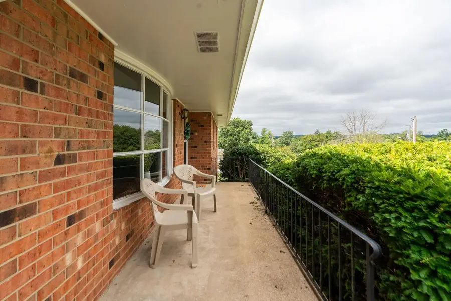 87 Indian Ridge Rd, Greenville, VA 24440 - Image #3