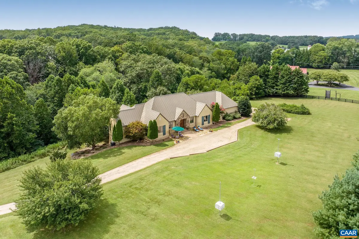 2940 Milton Village Ln, Charlottesville, VA 22902 - Image #1