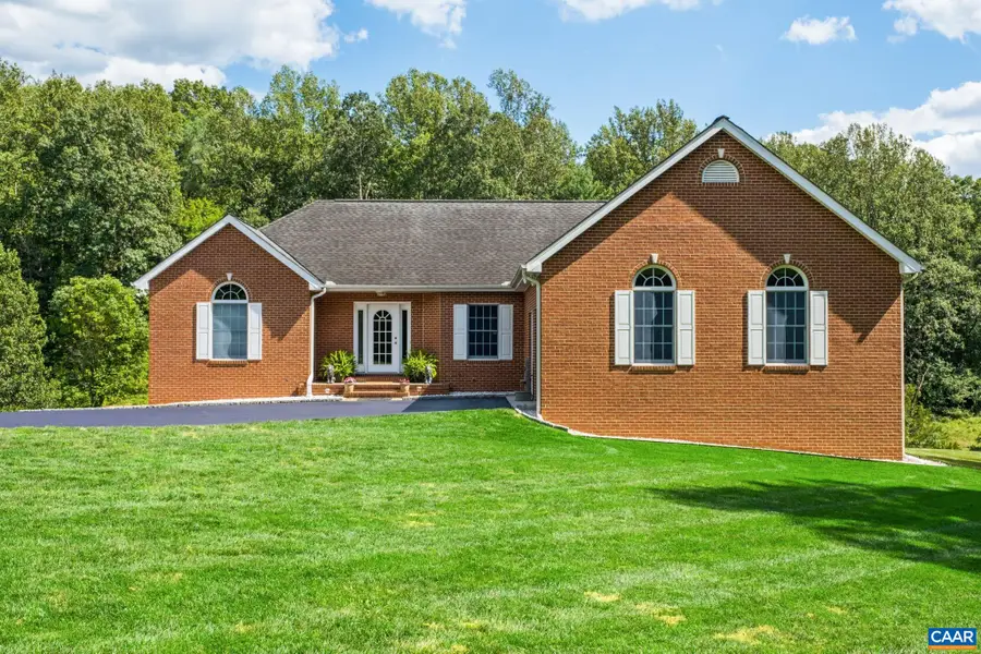 105 Squirrel Path, Stanardsville, VA 22973 - #2