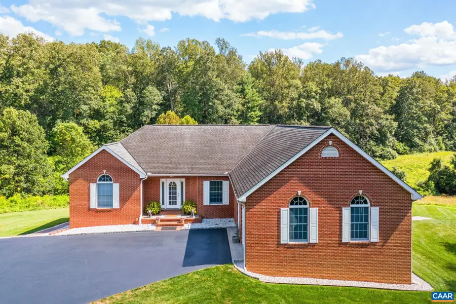 105 Squirrel Path, Stanardsville, VA 22973 - #3
