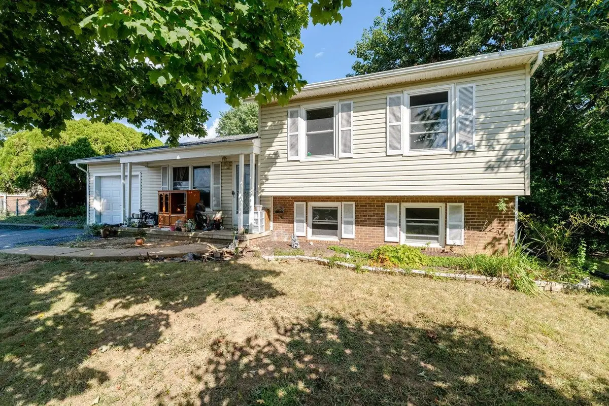 479 East Ave, Broadway, VA 22815 - Image #1