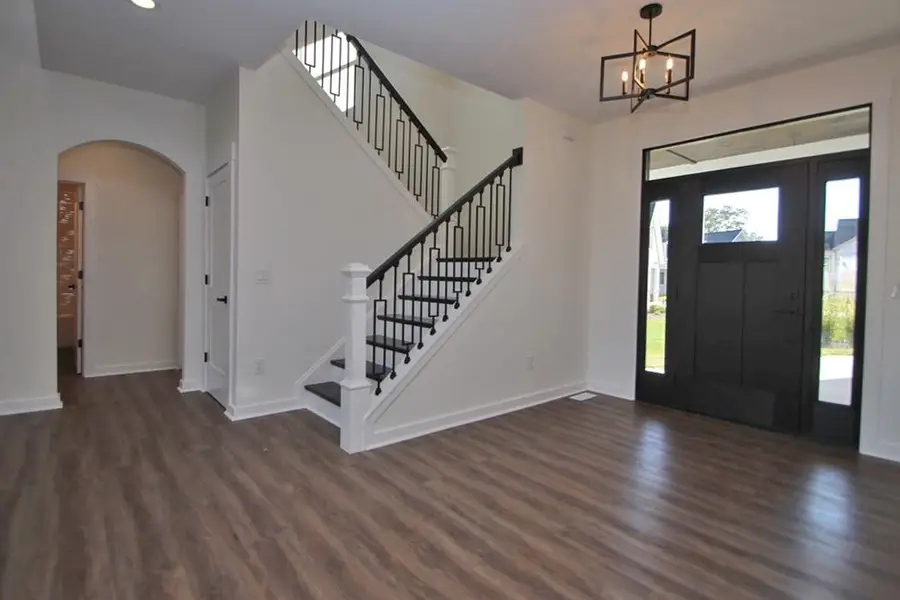 135 Alnwick Ct, Massanetta Springs, VA 22801 - Image #2