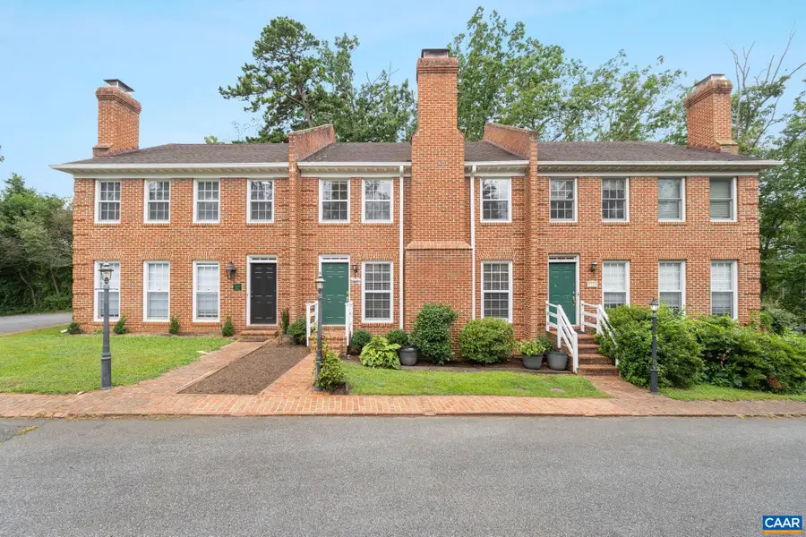 2752 Hydraulic Rd, Charlottesville, VA 22901 - Image #2