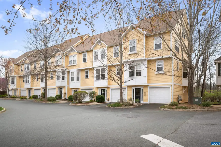 106 Melbourne Prk #F, Charlottesville, VA 22901 - Image #2