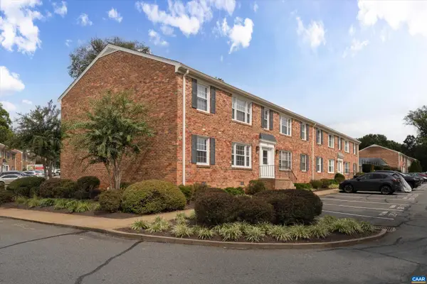 120 Hessian Hills Rdg #2, CHARLOTTESVILLE, VA 22901