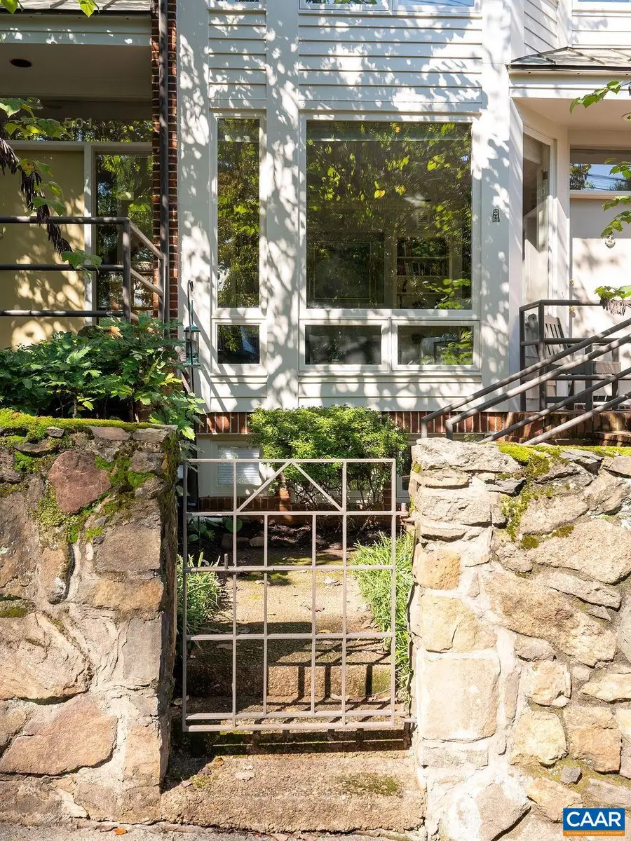 503 NE 2nd St, Charlottesville, VA 22902 - Image #2