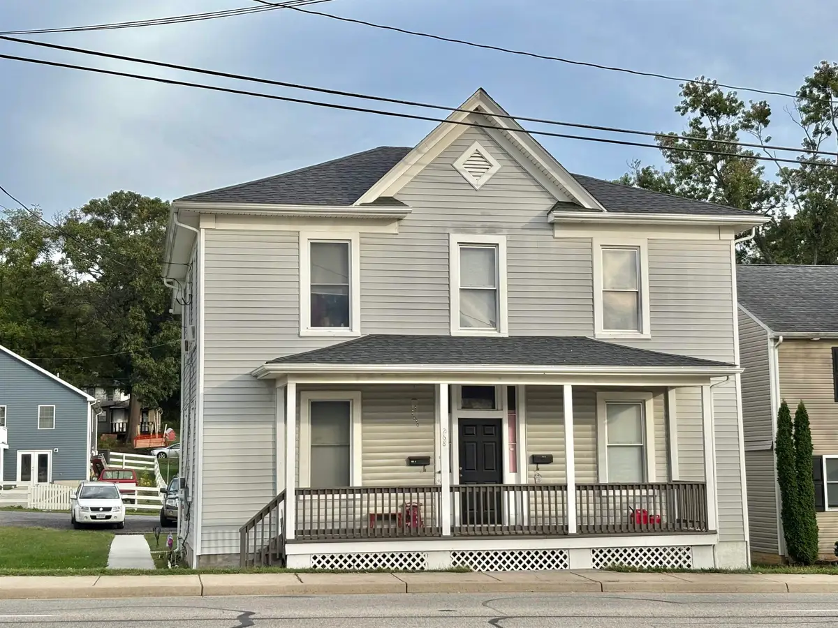 268 N Delphine Ave, Waynesboro, VA 22980 - Image #1